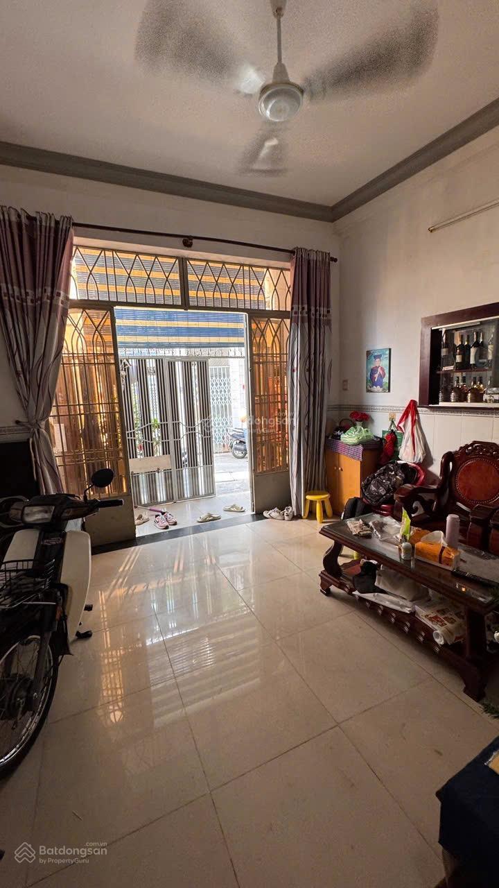 BÁN NHÀ HUỲNH VĂN BÁNH KHU VIP DÂN TRÍ CAO